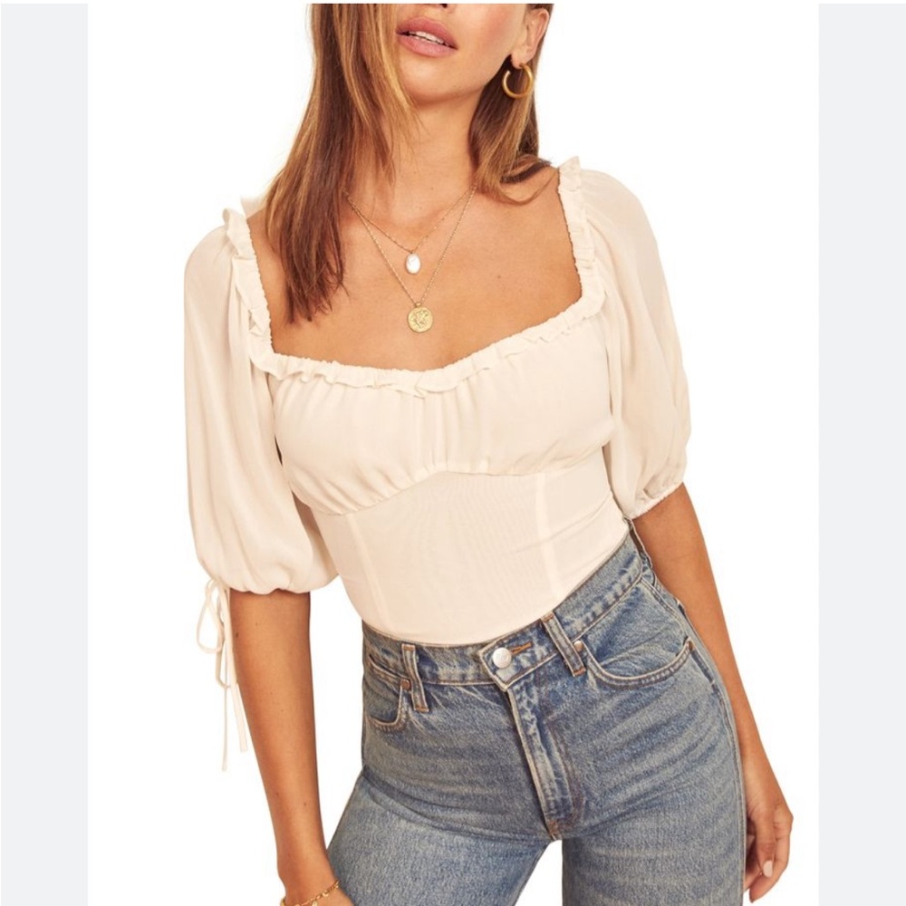 Reformation// Cantaloupe top in Ivory